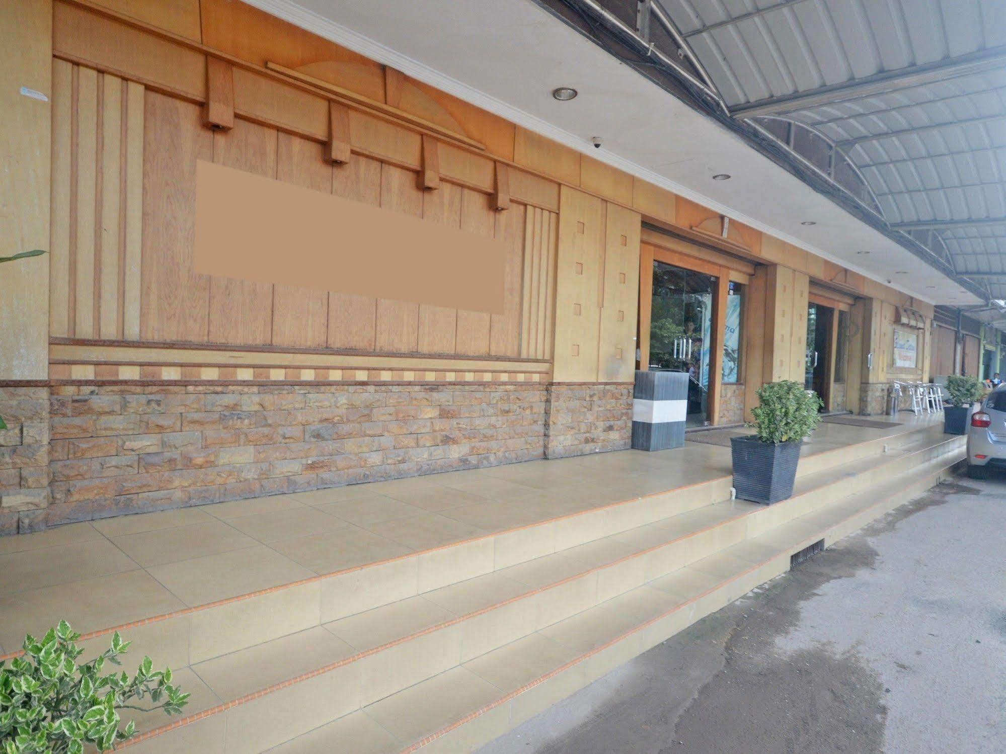 Nida Rooms Nagoya Business Center Batam Esterno foto
